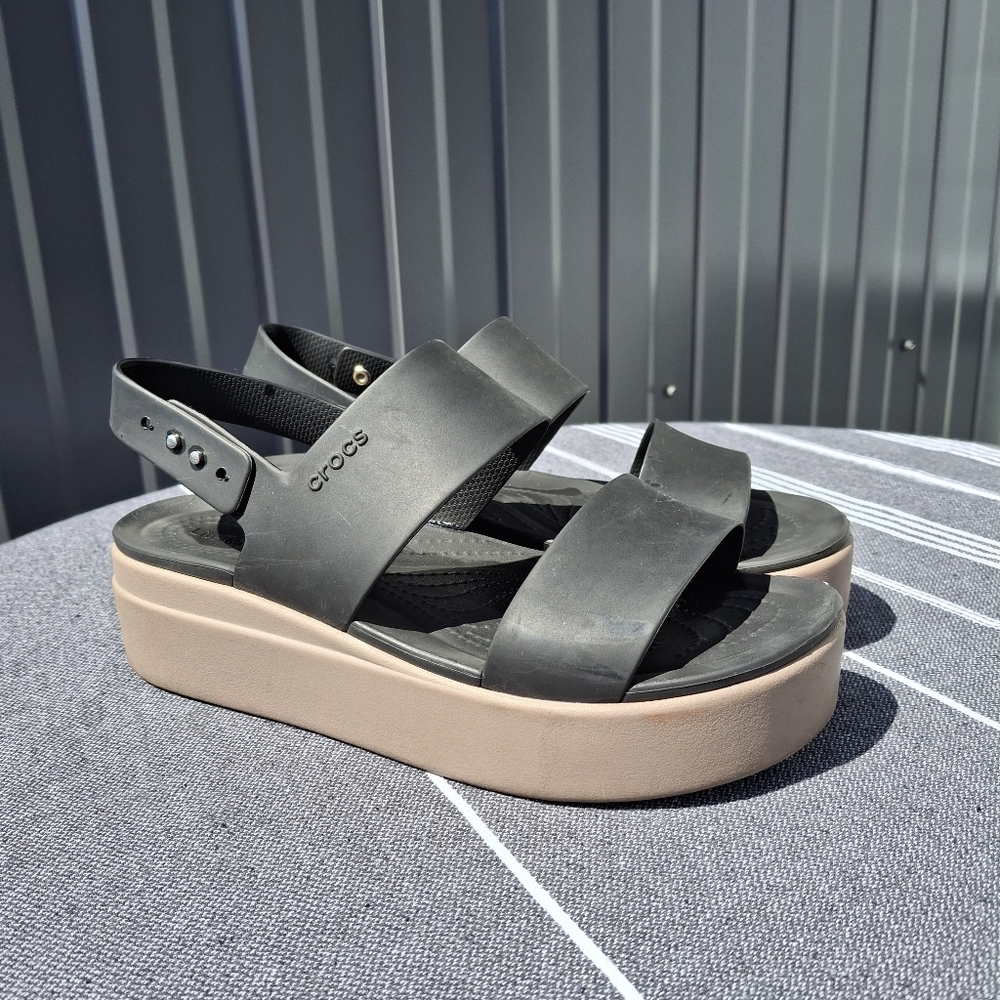 Crocs Women's Brooklyn Black Sandals Size 9
